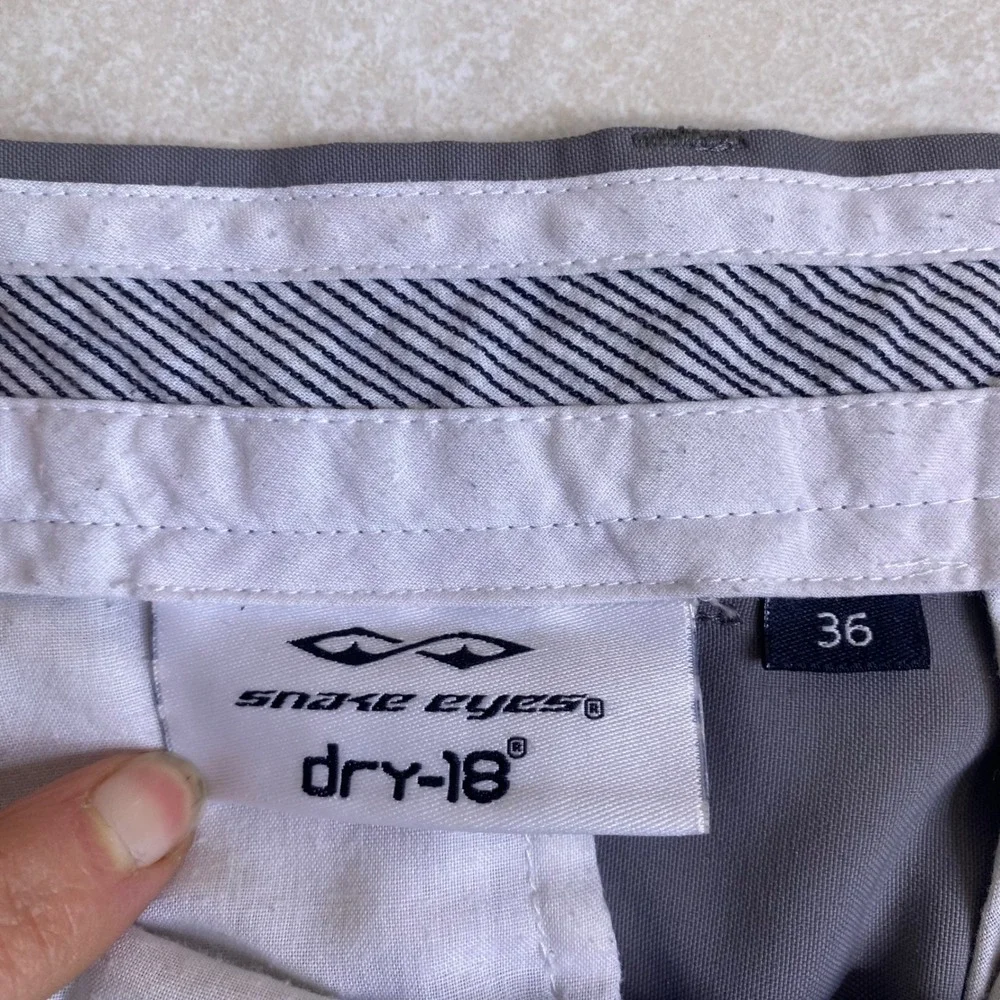 Snake Eyes Mens 36 Golf Shorts Gray Dry-18 Performance Flat Front Tech Pockets